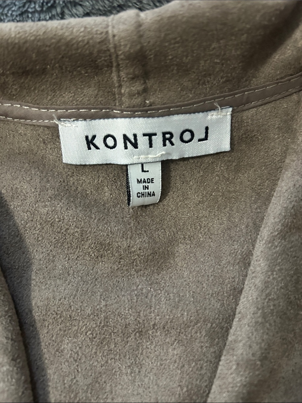 Kontrol Faux Suede Fringe Vest in Taupe - Picture 2 of 3
